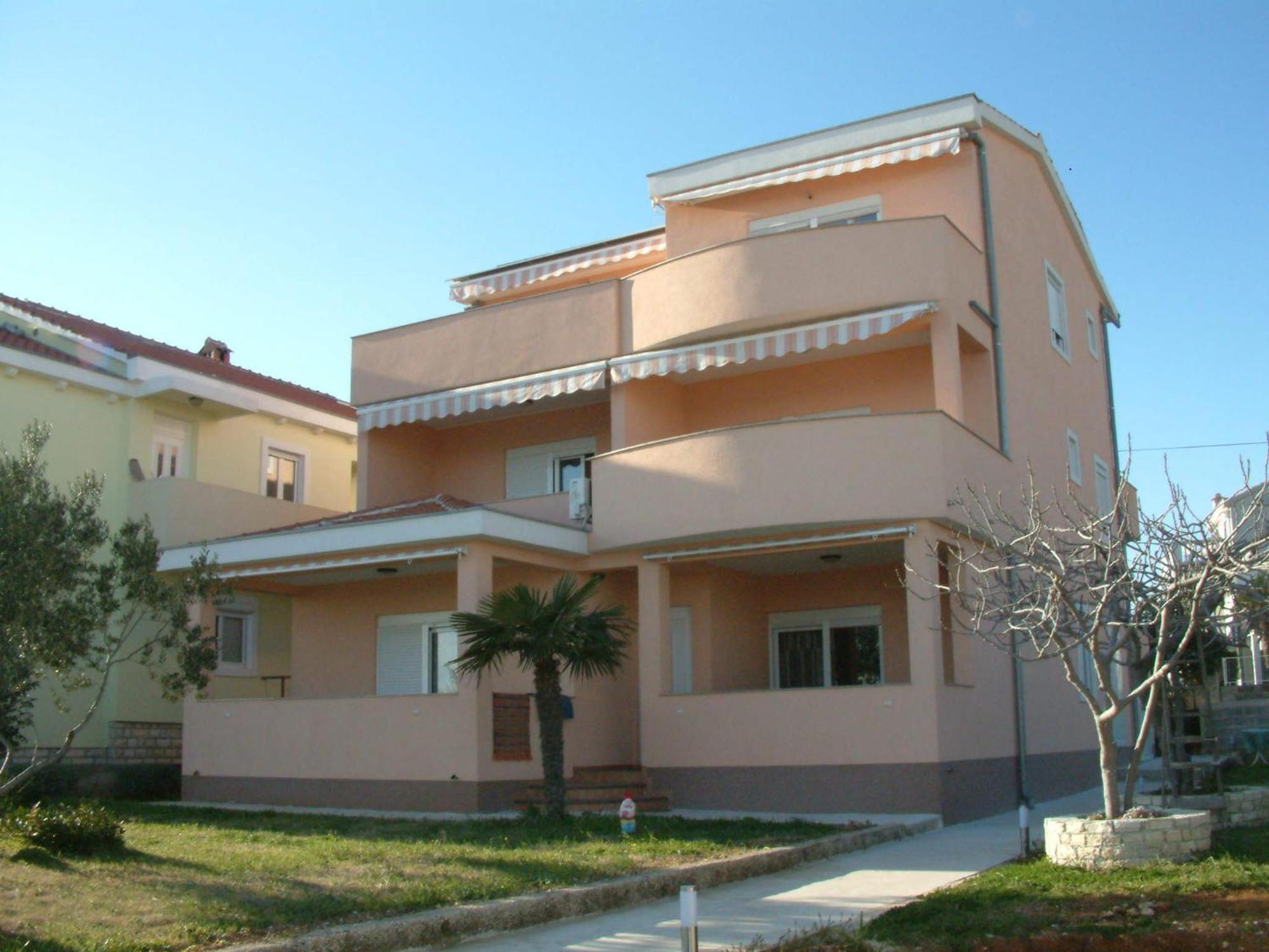 Apartment Nino Zadar